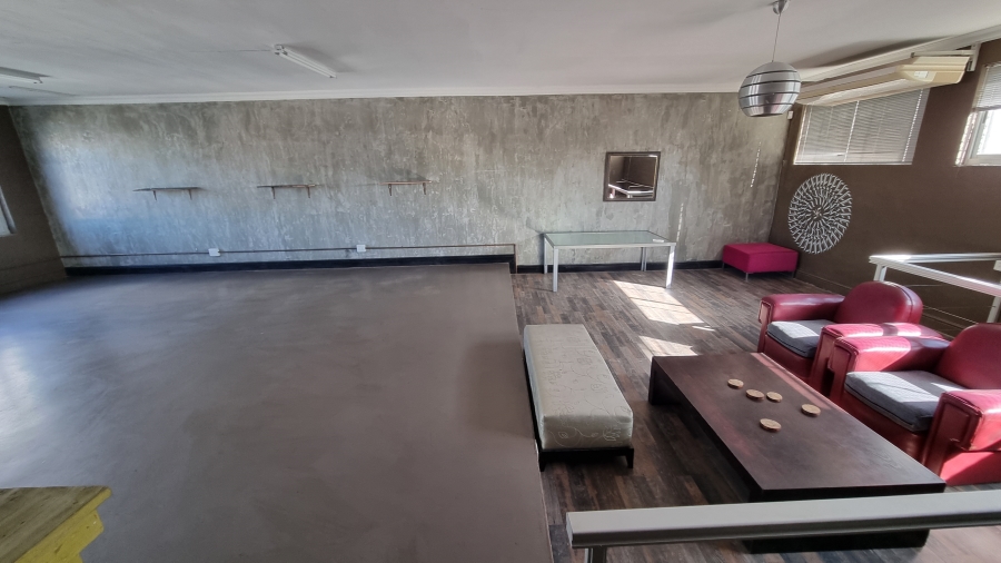 To Let Commercial Property for Rent in Woodstock Western Cape